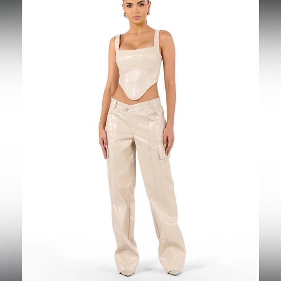 NEW Naked Wardrobe Cream CROC V CUT CORSET TOP with Lace Up - Picture 6 of 6